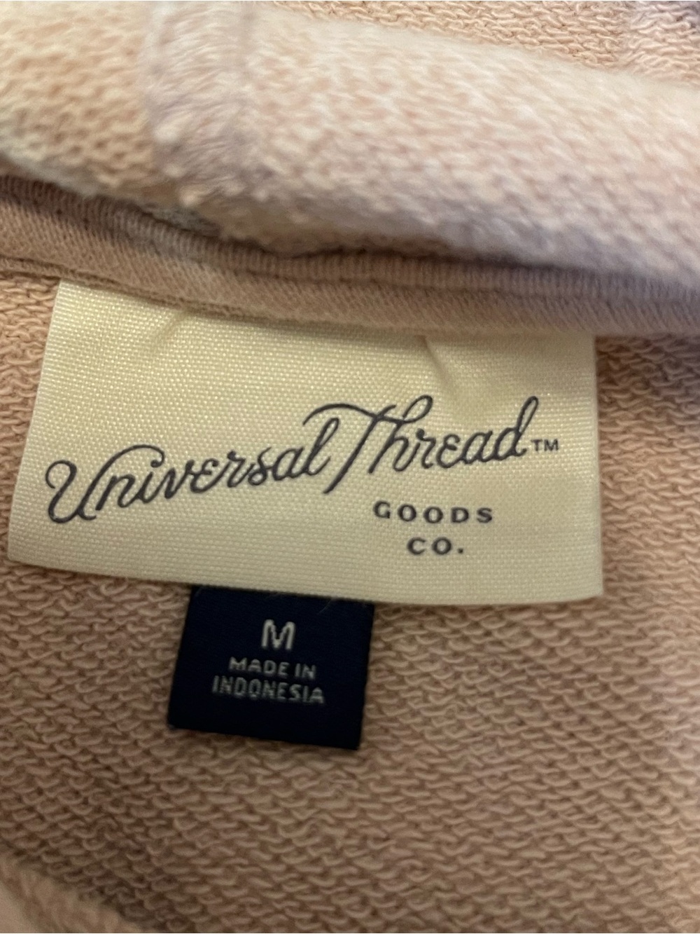 Universal Thread Essential Basic Hoodie - Picture 3 of 6